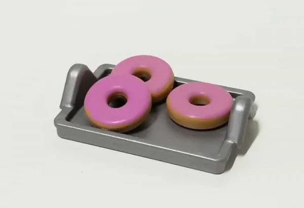 Bandeja de donuts rosas