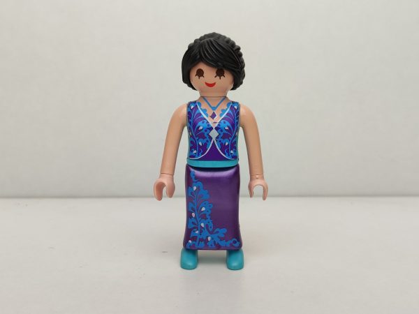 Aldeana vestida de color azul de Playmobil