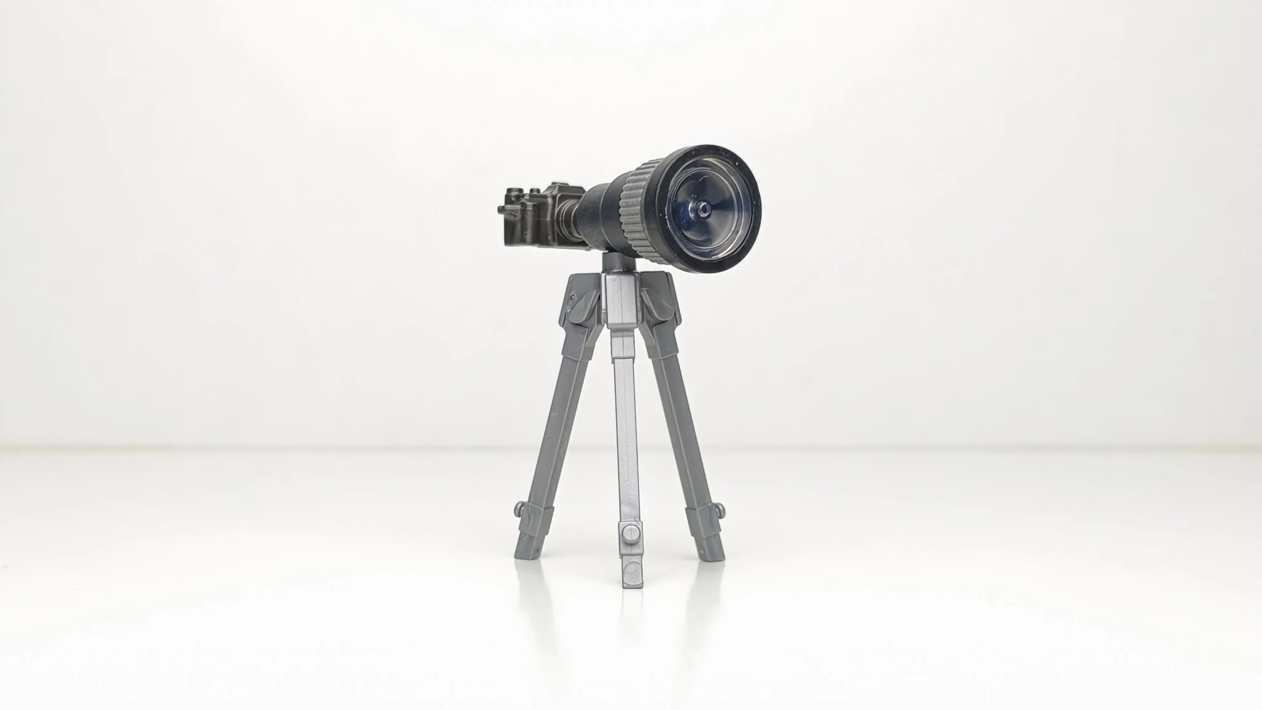 Cámara fotografíca con gran obgetivo - Imagen 2