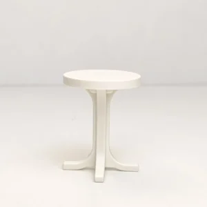 Mesa alta blanca