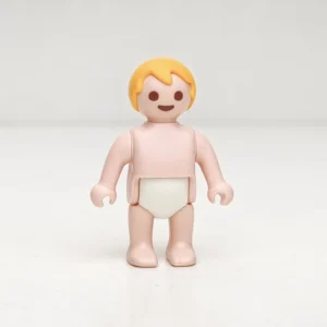 Bebé con pañales